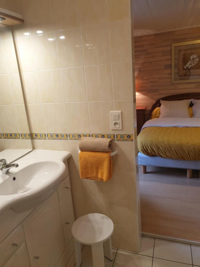 Chambre d'hôtes Douarnenez - Kerioret Izella Kerlaz Exterior foto
