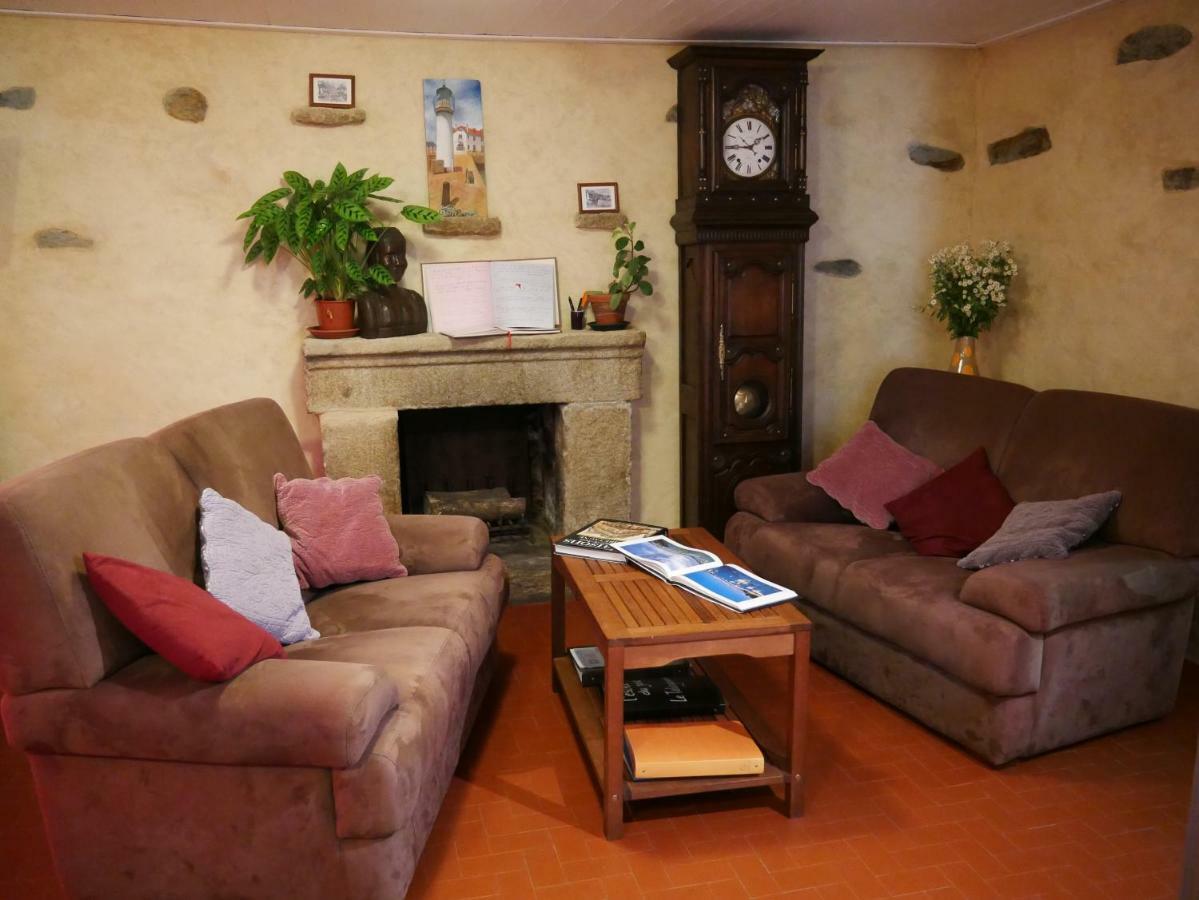 Chambre d'hôtes Douarnenez - Kerioret Izella Kerlaz Exterior foto