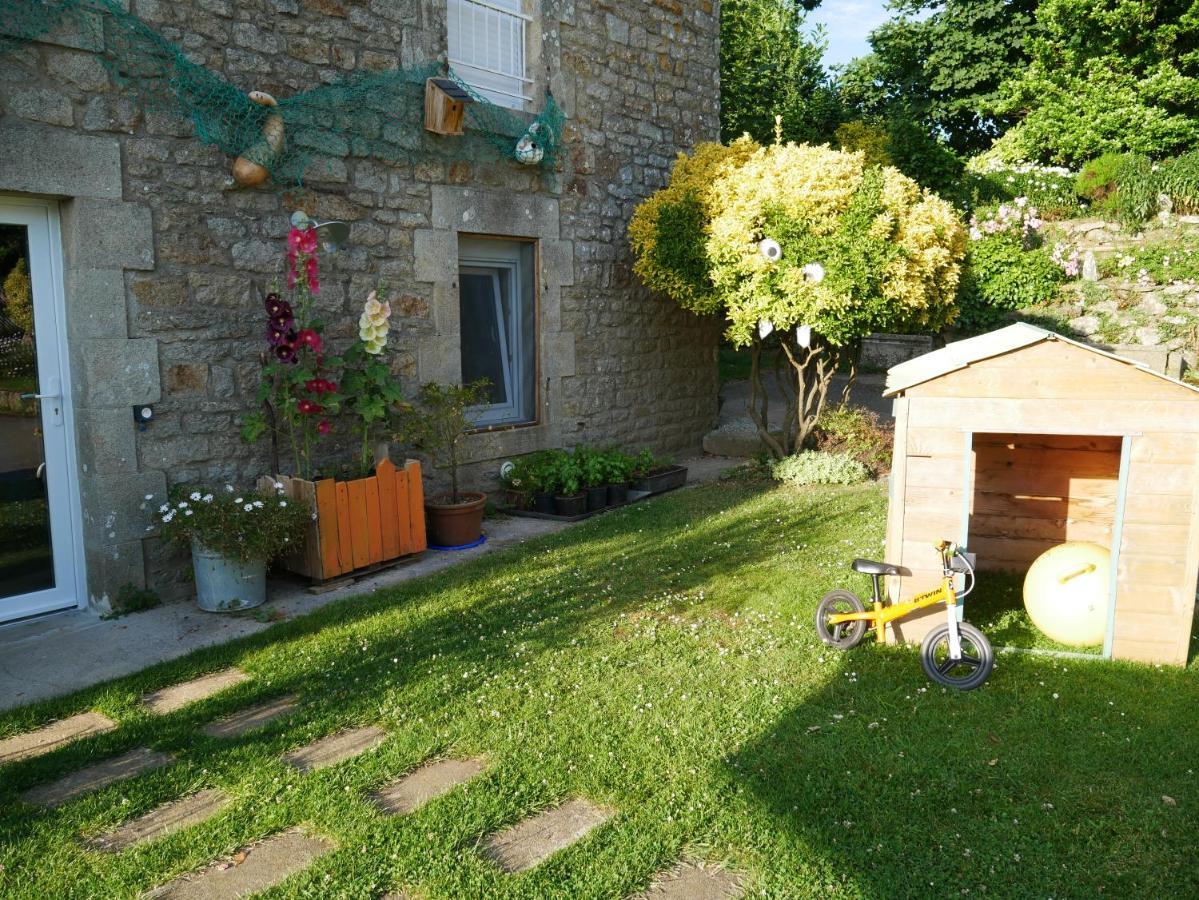 Chambre d'hôtes Douarnenez - Kerioret Izella Kerlaz Exterior foto